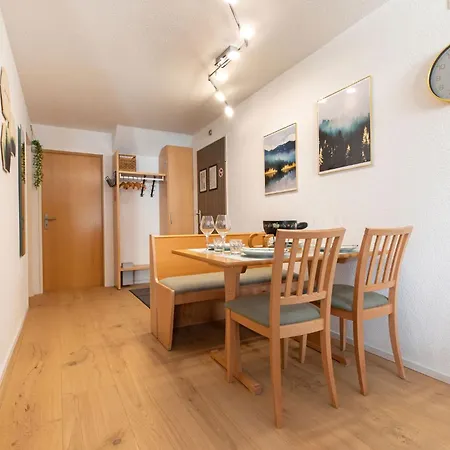 91 Apartment *